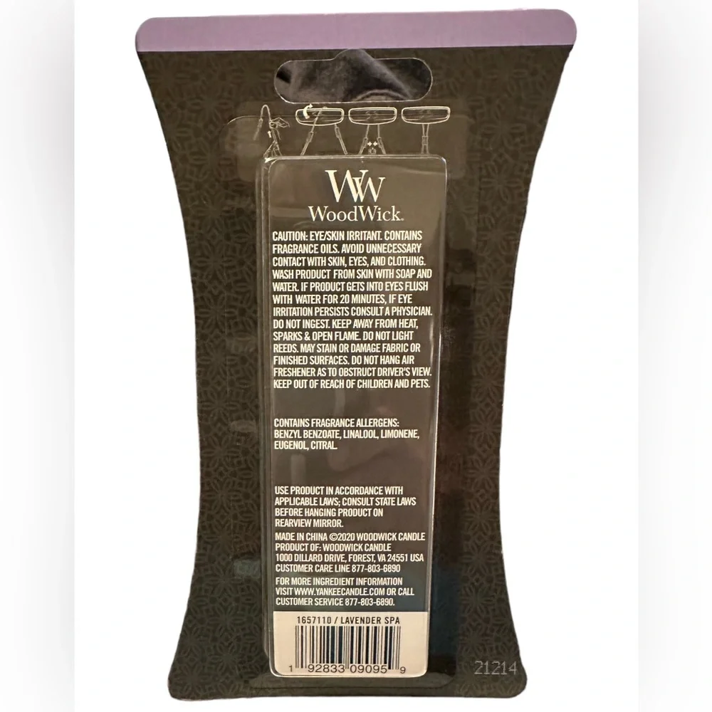 New Woodwick Auto Reed Starter Kit with 3 packages of assorted refills - Picture 4 of 5